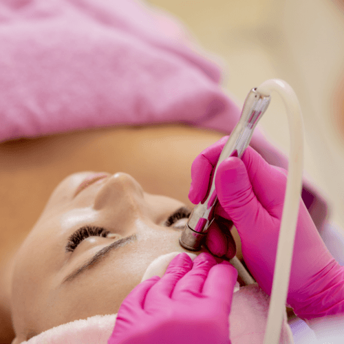 Tratament Facial 2în1: Microdermabraziune + Peeling Cavitațional